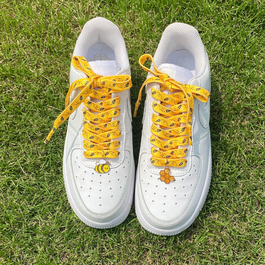 Yellow Bee Shoelaces With Charms